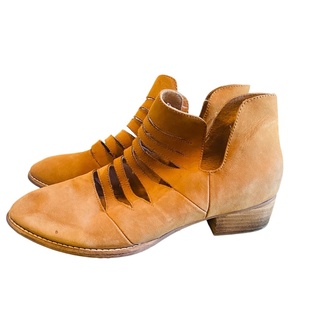 😺Seychelles | Tan Iceberg Genuine Leather Cut out Ankle Bootie
